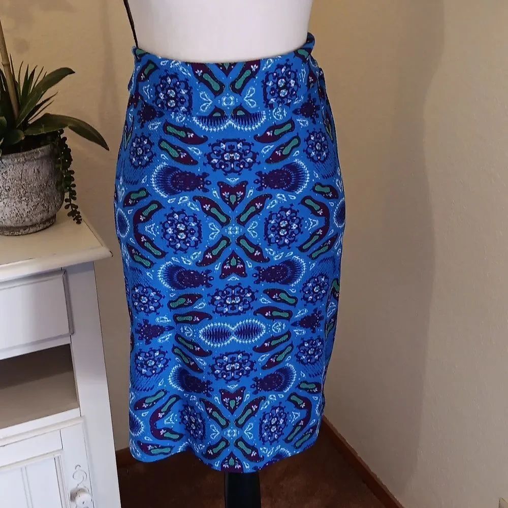 LuLaRoe Soft Knit Skirt. Bohemian. Textured Knit